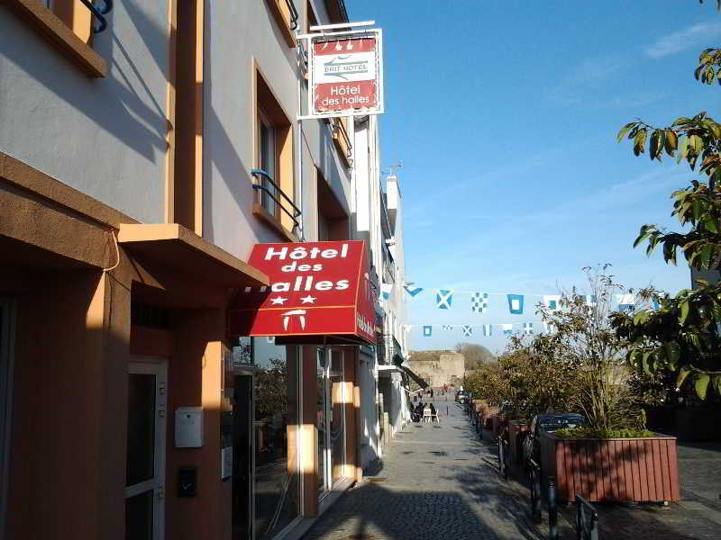 Brit Hotel Des Halles Concarneau Exterior foto